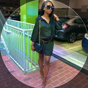 Meet your Posher, Paris